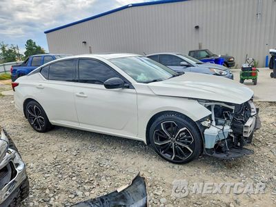 Czwarte zdjęcie samochodu z boku: 2023 NISSAN ALTIMA SR VIN:1N4BL4CV1PN399812 - miniatura