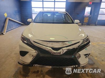 Piąte zdjęcie samochodu w środku: 2020 TOYOTA CAMRY SE VIN:4T1G11AK0LU917322 - miniatura
