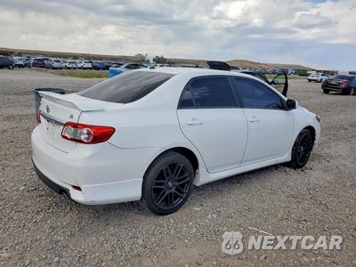 Trzecie zdjęcie samochodu z tyłu: 2012 TOYOTA COROLLA S VIN:2T1BU4EE5CC819069 - miniatura