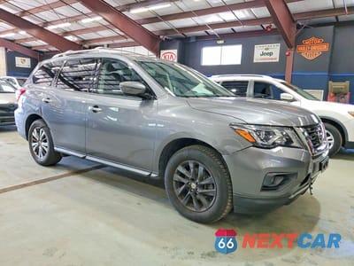 Czwarte zdjęcie samochodu z boku: 2018 NISSAN PATHFINDER SV VIN:5N1DR2MMXJC664091 - miniatura