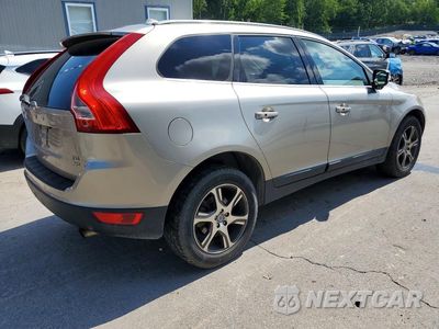 Trzecie zdjęcie samochodu z tyłu: 2012 VOLVO XC60 T6 VIN:YV4902DZ2C2257176 - miniatura