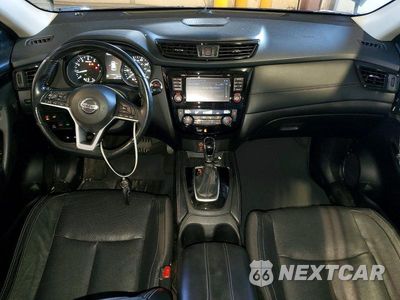Zdjęcie 8 z 13 samochodu: 2017 NISSAN ROGUE SL VIN:JN8AT2MV2HW276447 - miniatura