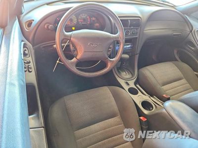 Zdjęcie 8 z 12 samochodu: 2001 FORD MUSTANG GT VIN:1FAFP42XX1F124501 - miniatura