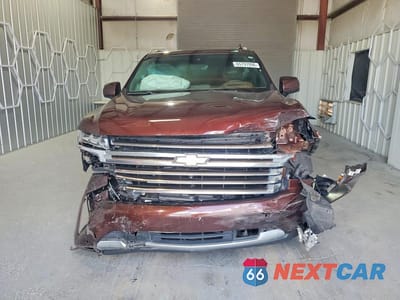 Piąte zdjęcie samochodu w środku: 2023 CHEVROLET SUBURBAN K1500 HIGH COUNTRY VIN:1GNSKGKT2PR316922 - miniatura