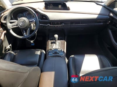 Zdjęcie 8 z 13 samochodu: 2021 MAZDA CX-30 PREMIUM VIN:3MVDMBDL3MM270167 - miniatura
