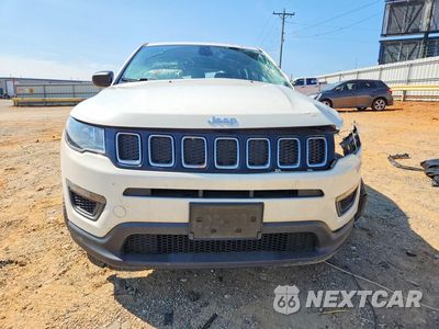 Piąte zdjęcie samochodu w środku: 2018 JEEP COMPASS SPORT VIN:3C4NJDABXJT207722 - miniatura