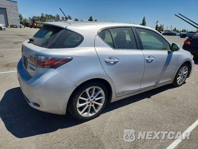 Trzecie zdjęcie samochodu z tyłu: 2013 LEXUS CT 200 VIN:JTHKD5BH2D2138015 - miniatura
