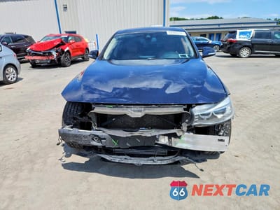 Piąte zdjęcie samochodu w środku: 2015 BMW 328 XIGT SULEV VIN:WBA8Z5C50FD671907 - miniatura