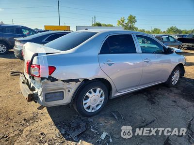 Trzecie zdjęcie samochodu z tyłu: 2013 TOYOTA COROLLA L VIN:2T1BU4EE3DC115230 - miniatura
