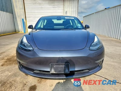 Piąte zdjęcie samochodu w środku: 2023 TESLA MODEL 3 VIN:5YJ3E1EAXPF446710 - miniatura