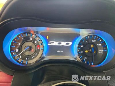 Zdjęcie 9 z 12 samochodu: 2015 CHRYSLER 300 S VIN:2C3CCAGG3FH739563 - miniatura