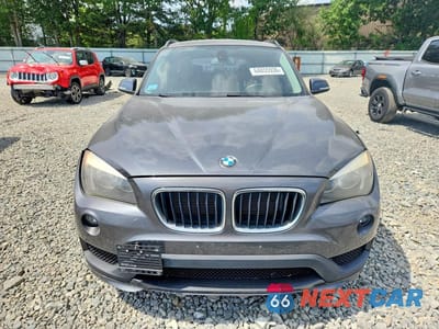 Piąte zdjęcie samochodu w środku: 2015 BMW X1 XDRIVE28I VIN:WBAVL1C56FVY36432 - miniatura