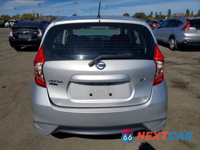 Zdjęcie 6 z 12 samochodu: 2018 NISSAN VERSA NOTE SV VIN:3N1CE2CP9JL370924 - miniatura