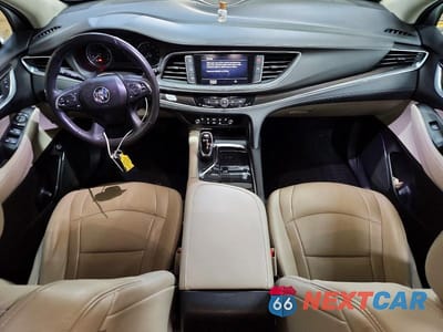 Zdjęcie 8 z 13 samochodu: 2021 BUICK ENCLAVE ESSENCE VIN:5GAEVAKW5MJ110364 - miniatura