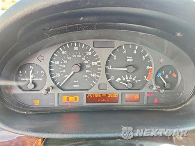 Zdjęcie 9 z 13 samochodu: 2002 BMW 325 XIT VIN:WBAEP33412PF00812 - miniatura