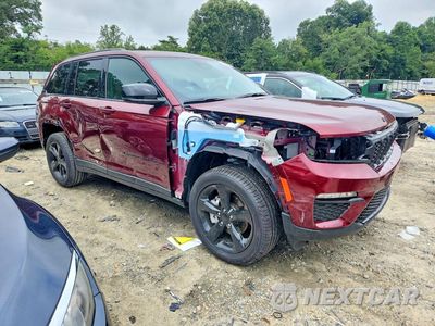 Czwarte zdjęcie samochodu z boku: 2025 JEEP GRAND CHEROKEE LIMITED VIN:1C4RJHBG2S8802678 - miniatura