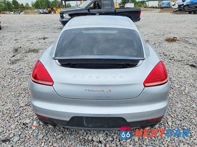 Zdjęcie 6 z 12 samochodu: 2014 PORSCHE PANAMERA S VIN:WP0AB2A76EL056357 - miniatura