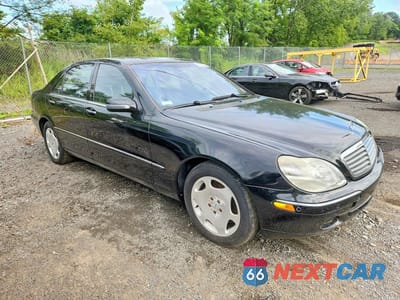 Czwarte zdjęcie samochodu z boku: 2002 MERCEDES-BENZ S 600 VIN:WDBNG78J82A244112 - miniatura
