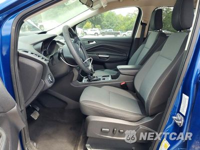 Zdjęcie 7 z 14 samochodu: 2018 FORD ESCAPE SE VIN:1FMCU0GD2JUC32597 - miniatura