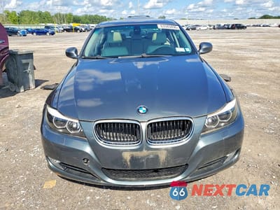 Piąte zdjęcie samochodu w środku: 2009 BMW 328 XI SULEV VIN:WBAPK53539A509727 - miniatura