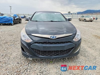 Piąte zdjęcie samochodu w środku: 2012 HYUNDAI SONATA HYBRID VIN:KMHEC4A42CA028592 - miniatura