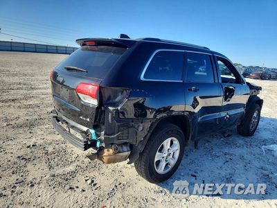 Trzecie zdjęcie samochodu z tyłu: 2017 JEEP GRAND CHEROKEE LAREDO VIN:1C4RJFAG6HC671301 - miniatura