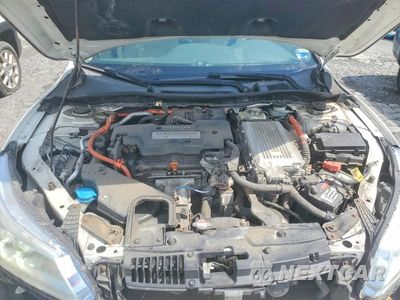 Zdjęcie 11 z 12 samochodu: 2015 HONDA ACCORD TOURING HYBRID VIN:1HGCR6F78FA005669 - miniatura