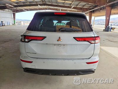 Zdjęcie 6 z 13 samochodu: 2022 MITSUBISHI OUTLANDER ES VIN:JA4J3TA87NZ032166 - miniatura