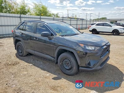 Czwarte zdjęcie samochodu z boku: 2019 TOYOTA RAV4 LE VIN:2T3F1RFV9KW070223 - miniatura