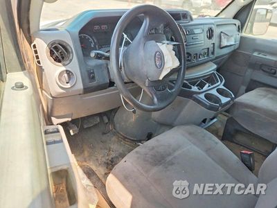 Zdjęcie 8 z 12 samochodu: 2014 FORD E250 DELIVERY VAN VIN:1FTNE2EL9EDA82865 - miniatura