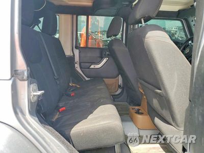 Zdjęcie 10 z 12 samochodu: 2017 JEEP WRANGLER SPORT VIN:1C4BJWEG4HL706204 - miniatura