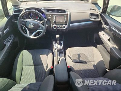 Zdjęcie 8 z 12 samochodu: 2019 HONDA FIT LX VIN:3HGGK5H43KM736168 - miniatura