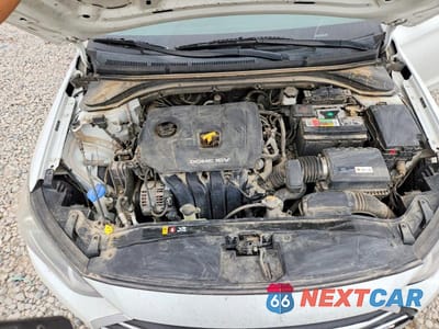 Zdjęcie 11 z 12 samochodu: 2018 HYUNDAI ELANTRA SE VIN:5NPD74LF7JH299446 - miniatura