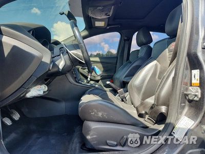 Zdjęcie 7 z 14 samochodu: 2017 FORD FOCUS ST VIN:1FADP3L98HL322488 - miniatura