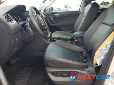 Zdjęcie 7 z 12 samochodu: 2020 VOLKSWAGEN TIGUAN SE VIN:3VV3B7AX4LM001652 - miniatura