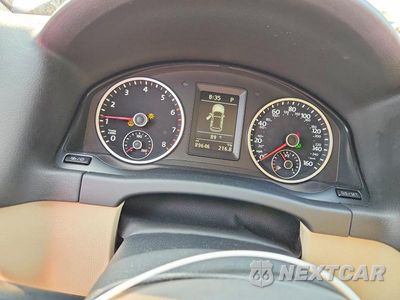 Zdjęcie 9 z 14 samochodu: 2015 VOLKSWAGEN TIGUAN S VIN:WVGBV7AX2FW561350 - miniatura
