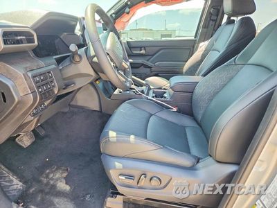 Zdjęcie 7 z 13 samochodu: 2025 TOYOTA TACOMA LIMITED HV VIN:3TYLC5LN7ST020551 - miniatura