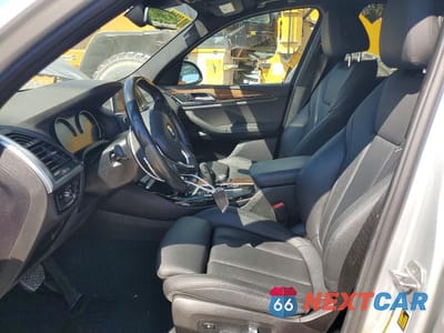 Zdjęcie 7 z 13 samochodu: 2019 BMW X3 XDRIVE30I VIN:5UXTR9C56KLE21044 - miniatura
