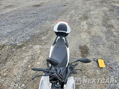 Piąte zdjęcie samochodu w środku: 2024 TZHQIA SCOOTER 150CC VIN:H0DTAEG40RX080533 - miniatura