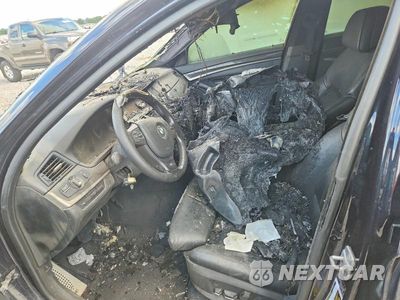 Zdjęcie 7 z 12 samochodu: 2013 BMW 535 XI VIN:WBAFU7C53DDU67116 - miniatura