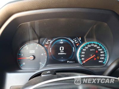 Zdjęcie 9 z 12 samochodu: 2018 GMC SIERRA K2500 DENALI VIN:1GT12UEY9JF145024 - miniatura