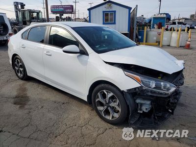 Czwarte zdjęcie samochodu z boku: 2021 KIA FORTE LXS VIN:3KPF24AD1ME391220 - miniatura