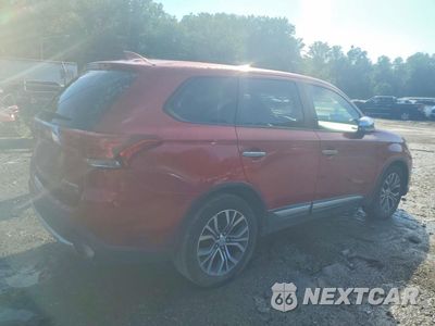 Trzecie zdjęcie samochodu z tyłu: 2017 MITSUBISHI OUTLANDER MAX 650 VIN:JA4AZ3A33HZ065608 - miniatura