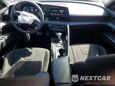 Zdjęcie 8 z 13 samochodu: 2025 HYUNDAI ELANTRA SEL SPORT VIN:KMHLM4DG0SU016934 - miniatura