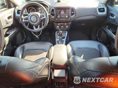 Zdjęcie 8 z 12 samochodu: 2018 JEEP COMPASS LATITUDE VIN:3C4NJDBB9JT492573 - miniatura
