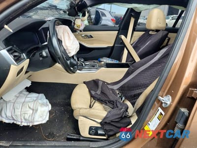 Zdjęcie 7 z 12 samochodu: 2019 BMW 330I VIN:WBA5R1C54KAK11298 - miniatura