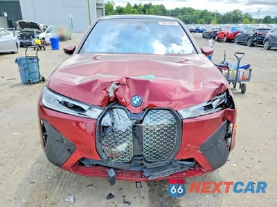 Piąte zdjęcie samochodu w środku: 2023 BMW IX XDRIVE50 VIN:WB523CF09PCL54175 - miniatura