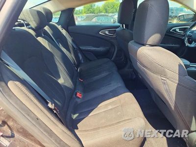 Zdjęcie 10 z 12 samochodu: 2015 CHRYSLER 200 LIMITED VIN:1C3CCCAB5FN751956 - miniatura