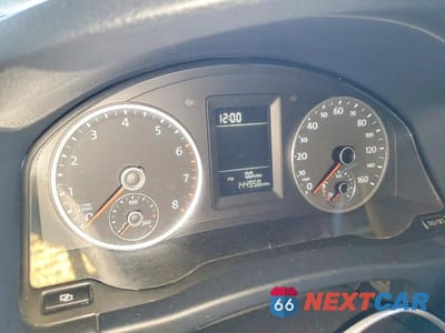 Zdjęcie 9 z 13 samochodu: 2011 VOLKSWAGEN TIGUAN S VIN:WVGAV7AX0BW529728 - miniatura