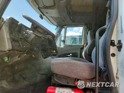 Zdjęcie 7 z 14 samochodu: 2016 INTERNATIONAL PROSTAR SEMI TRUCK VIN:3HSDJAPR8GN001723 - miniatura